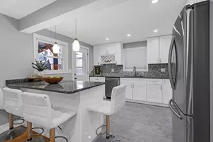 9356 N Parkside Ave, Des Plaines, IL 60016 - Photo 16