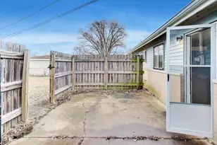 260 Mohave St, Hoffman Estates, IL 60169 - Photo 28