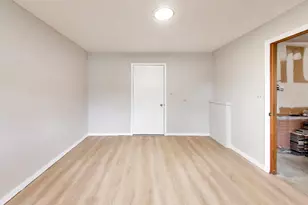 260 Mohave St, Hoffman Estates, IL 60169 - Photo 14