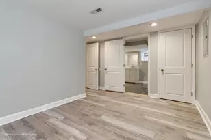 8367 S Baltimore Ave, Chicago, IL 60617 - Photo 24