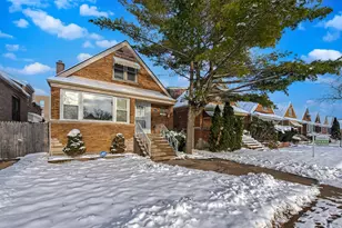 8367 S Baltimore Ave, Chicago, IL 60617 - Photo 32