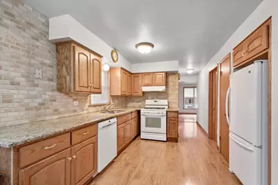 5395 N Northwest Highway, Chicago, IL 60630 - Photo 6