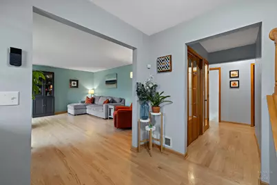 913 N Franklin Avenue, Palatine, IL 60067 - Photo 4