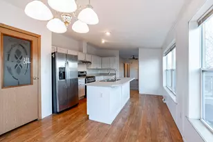 641 Bluebird Cir, Sandwich, IL 60548 - Photo 8