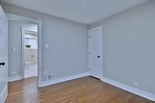 8834 S Albany Ave, Evergreen Park, IL 60805 - Photo 20