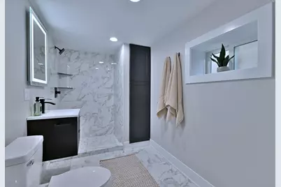 8834 S Albany Avenue, Evergreen Park, IL 60805 - Photo 32