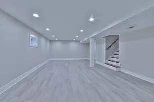 8834 S Albany Ave, Evergreen Park, IL 60805 - Photo 28