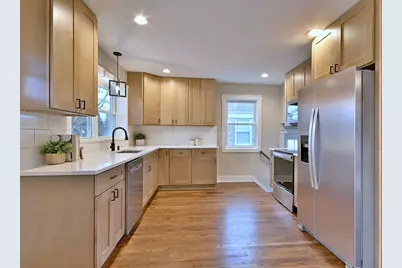 8834 S Albany Avenue, Evergreen Park, IL 60805 - Photo 10