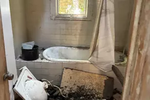 5951 S Elizabeth St, Chicago, IL 60636 - Photo 18