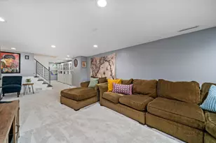 182 Blueberry Rd, Libertyville, IL 60048 - Photo 32