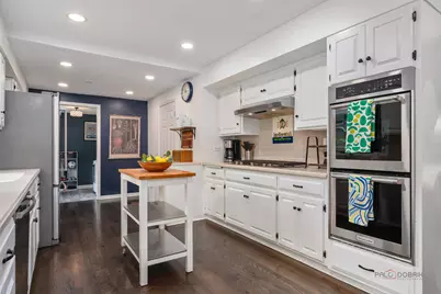 182 Blueberry Road, Libertyville, IL 60048 - Photo 12