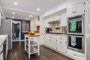 182 Blueberry Rd, Libertyville, IL 60048 - Photo 12