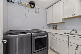 1646 Finsbury Ln, La Grange Park, IL 60526 - Photo 28