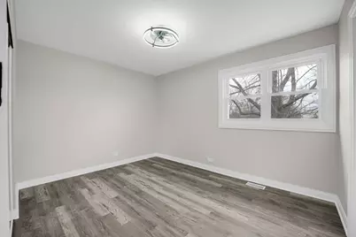 [Address not provided], Hazel Crest, IL 60429 - Photo 10