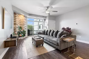 680 N Green St, Chicago, IL 60642 - Photo 6