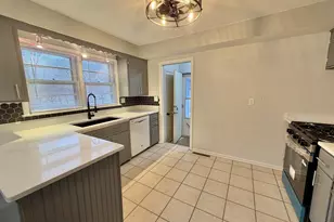 2703 18th Ave, Rockford, IL 61108 - Photo 14