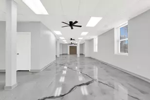 5242 S Damen Ave, Chicago, IL 60609 - Photo 4