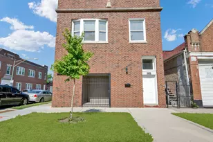 5242 S Damen Ave, Chicago, IL 60609 - Photo 2
