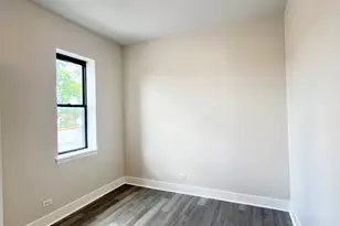 2258 S Sacramento Ave, Chicago, IL 60623 - Photo 6