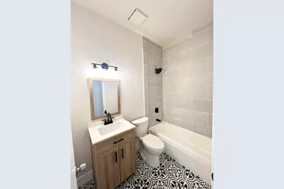 2258 S Sacramento Avenue #3, Chicago, IL 60623 - Photo 8