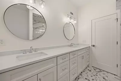 2107 N Clark Street, Chicago, IL 60614 - Photo 18