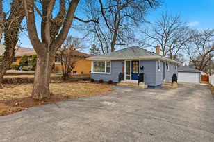 5627 Main St, Downers Grove, IL 60516 - Photo 2