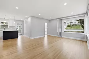 5627 Main St, Downers Grove, IL 60516 - Photo 14