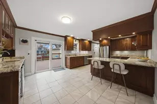 10608 Drummond Ave, Melrose Park, IL 60164 - Photo 8