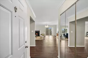 3030 Pheasant Creek Dr, Northbrook, IL 60062 - Photo 2