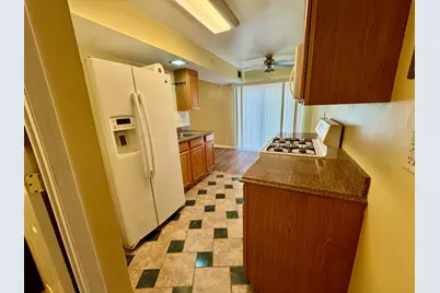 [Address not provided], Wheeling, IL 60090 - Photo 6