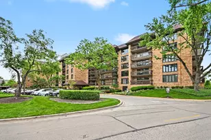 1671 Mission Hills Rd, Northbrook, IL 60062 - Photo 1