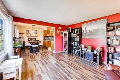 1075 Apricot Street, Hoffman Estates, IL 60169 - Photo 2