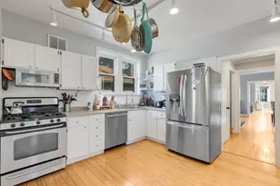 6524 N Campbell Ave, Chicago, IL 60645 - Photo 8