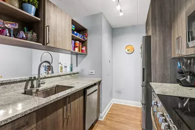 75 Kristin Circle #123, Schaumburg, IL 60195 - Photo 6