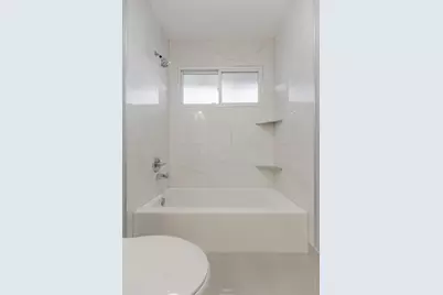 198 Shadywood Lane, Elk Grove Village, IL 60007 - Photo 18