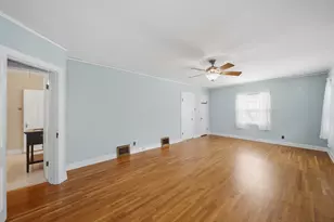 807 E Fellows St, Dixon, IL 61021 - Photo 26