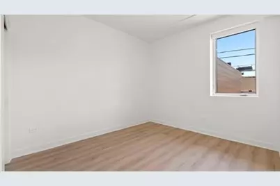 1801 W Grand Avenue #201, Chicago, IL 60622 - Photo 6