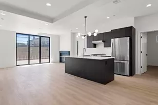 1801 W Grand Ave, Chicago, IL 60622 - Photo 2