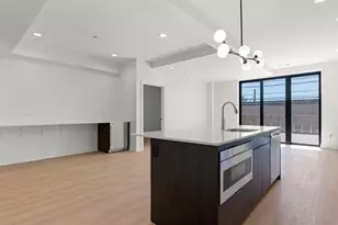 1801 W Grand Ave, Chicago, IL 60622 - Photo 4