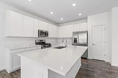 [Address not provided], McHenry, IL 60050 - Photo 6