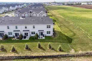 126 Kingsport Dr, South Elgin, IL 60177 - Photo 28