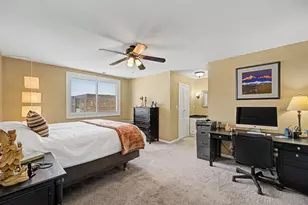 450 Raintree Ct, Glen Ellyn, IL 60137 - Photo 14