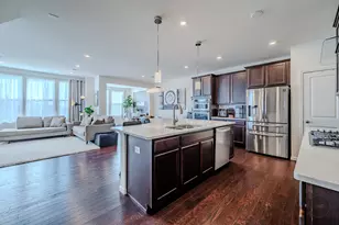 483 Watercress Dr, Aurora, IL 60504 - Photo 4