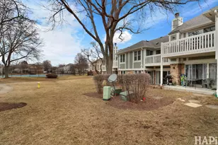 1300 Cromwell Ct, Vernon Hills, IL 60061 - Photo 20