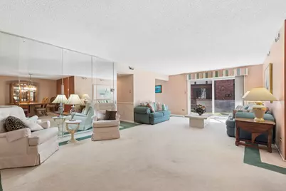 [Address not provided], Palos Hills, IL 60465 - Photo 8