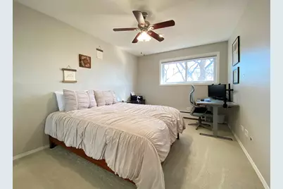 860 E Old Willow Road #221, Prospect Heights, IL 60070 - Photo 16