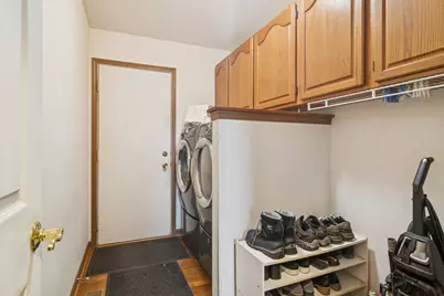 1332 Edington Lane, Mundelein, IL 60060 - Photo 18