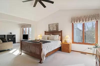 1332 Edington Lane, Mundelein, IL 60060 - Photo 12