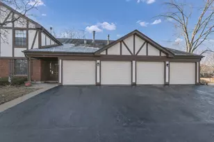 1325 Williamsburg Dr, Schaumburg, IL 60193 - Photo 2