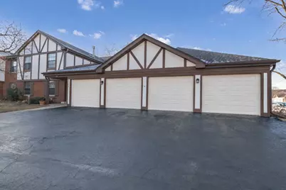 1325 Williamsburg Drive #C1, Schaumburg, IL 60193 - Photo 1